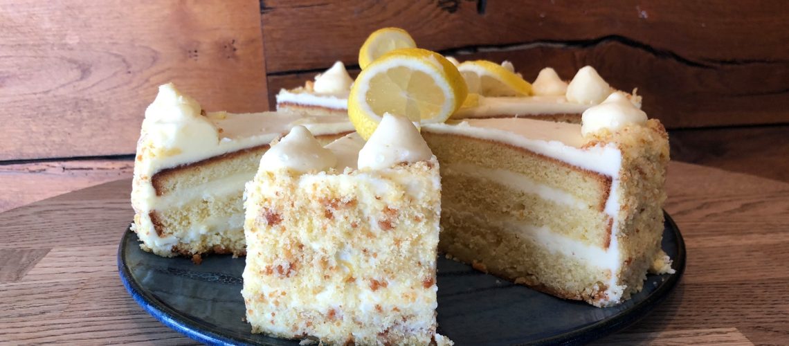 Lemon drizzle with lemon buttercream icing